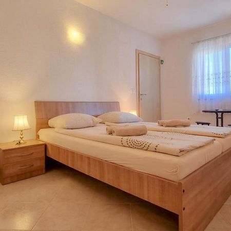 Lucijana Room Novigrad  Bagian luar foto